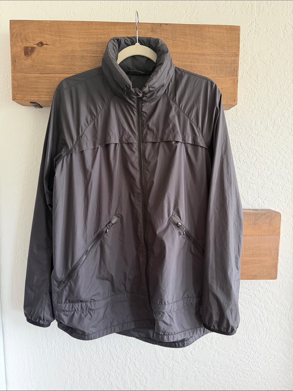 lululemon athletica black packable athletic jacket